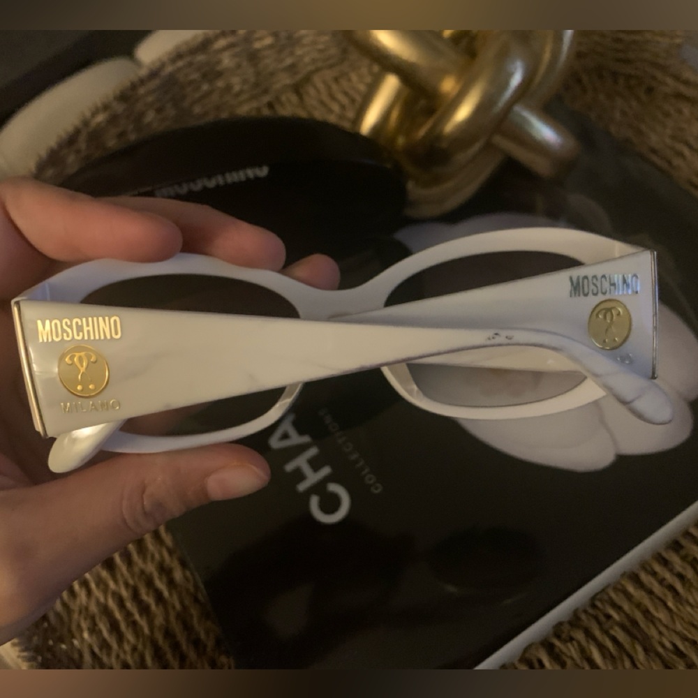 Vintage Moschino White Sunglasses - Picture 7 of 17